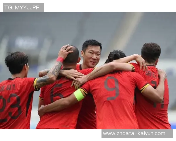 东亚杯男足激战中国队迎战朝鲜队全力争胜展现实力与斗志